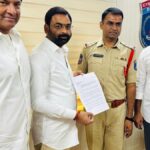 BRS leaders lodge complaints in police stations against CM for ‘mortuary’ remarks