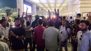 Chaos at Patna airport as Bihar Congress leaders are heckled by party cadre