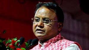 Odisha CM speaks to Bengal gang rape survivor’s father, assures him of support