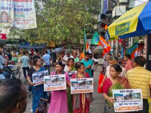 উত্তরবঙ্গের বন্যার জন্য শিলিগুড়িতে ত্রাণ সংগ্রহে নামলো বিজেপি