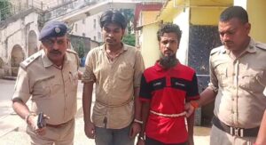 সীমান্ত টপকে অবৈধভাবে ভারতে প্রবেশ। পুলিশের জালে সন্দেহজনক দুই বাংলাদেশী
