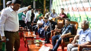 Karnataka DCM D.K. Shivakumar and MLA Munirathna face off at ‘Walk with Bengaluru’ event