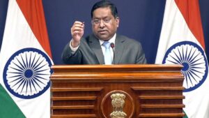 Committed to bringing back fugitives who fled India: Govt.