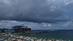 Kerala signs ₹2,000-crore public sector logistics pacts for Vizhinjam port