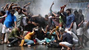 Violence erupts during Yuva Morcha march to Kerala Assembly over Sabarimala gold theft issue